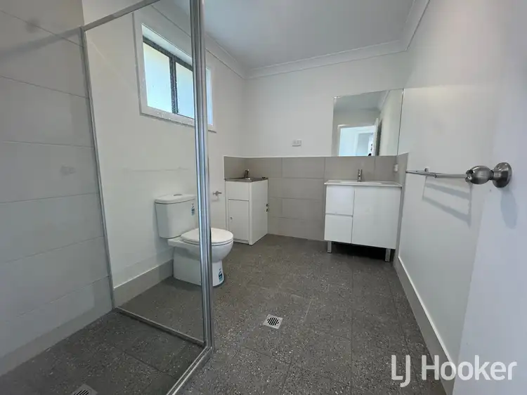 Fifth view of Homely unit listing, 18B Terry Drive, Inverell NSW 2360
