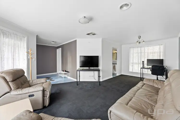 Second view of Homely house listing, 5 Morell Place, Hoppers Crossing VIC 3029