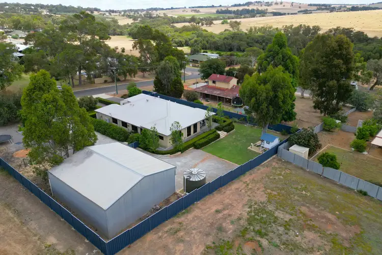 4 Mortimer Street, Gingin WA 6503