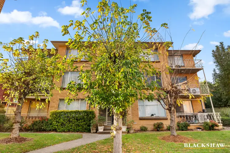 8/2 Velacia Place, Queanbeyan NSW 2620