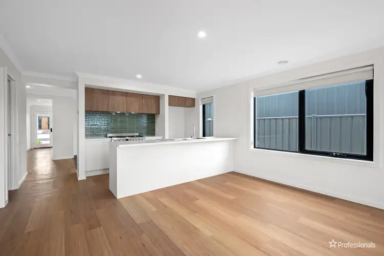Fourth view of Homely house listing, 3 Lovett Court, Maryborough VIC 3465