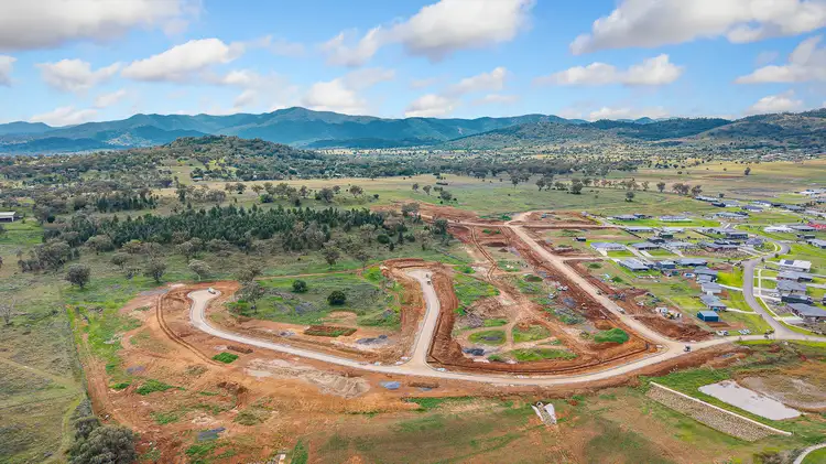 Windmill Downs & Valley Estates, Moore Creek NSW 2340