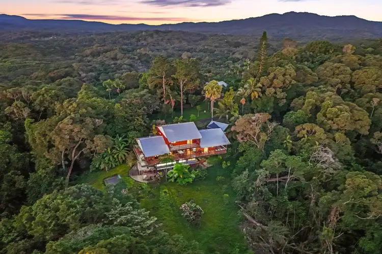 7 Hilltop Close, Kuranda QLD 4881