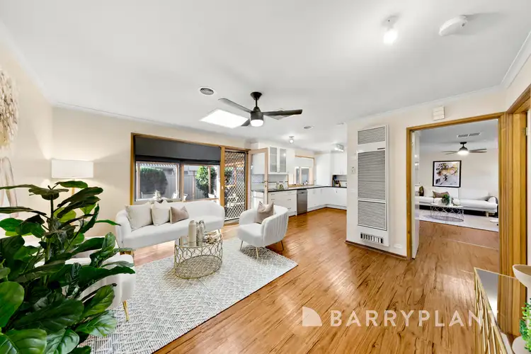 Fourth view of Homely house listing, 27 Stagecoach Crescent, Sydenham VIC 3037