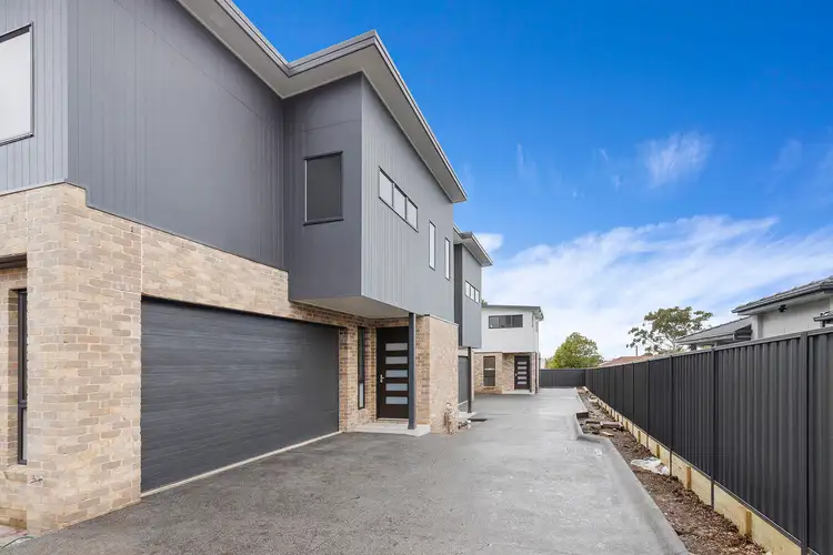 1/21 Pringle Road, Fernhill NSW 2519