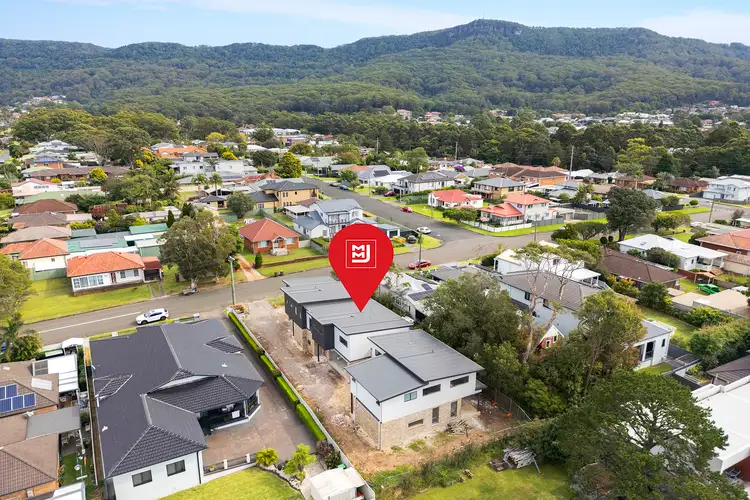 Fifth view of Homely townhouse listing, 1/21 Pringle Road, Fernhill NSW 2519