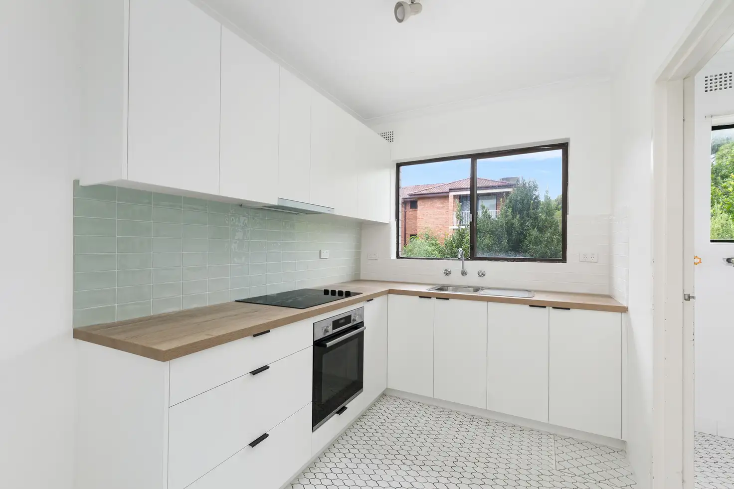 Main view of Homely apartment listing, 9/4-8 Ocean Street, Cronulla NSW 2230