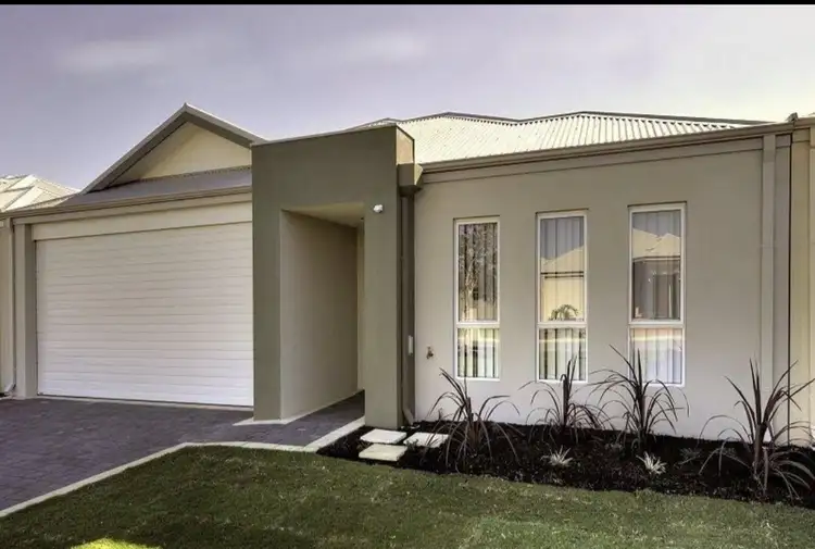 4 Vaucluse Way, Coodanup WA 6210
