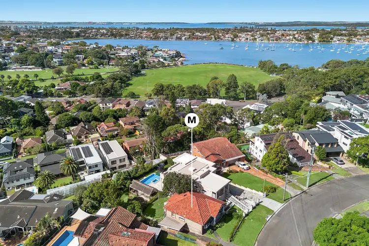 30 Gnarbo Avenue, Carss Park NSW 2221