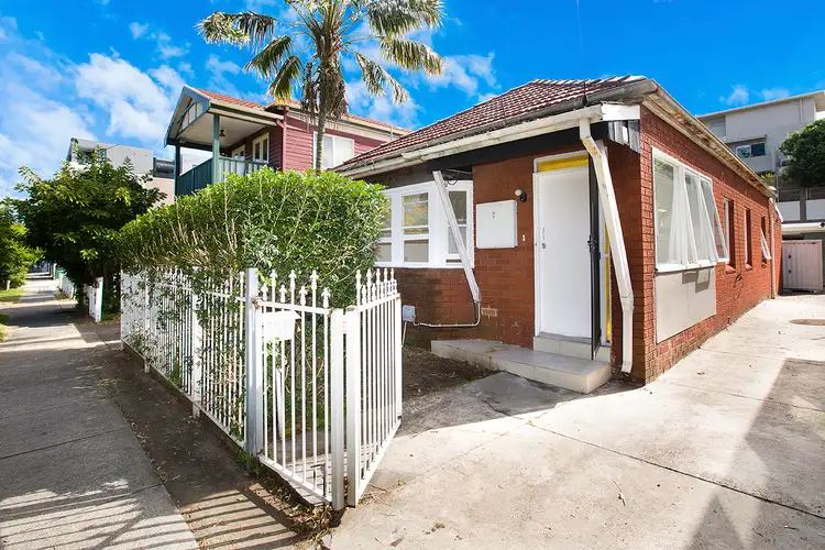 7 Robey Street, Mascot NSW 2020