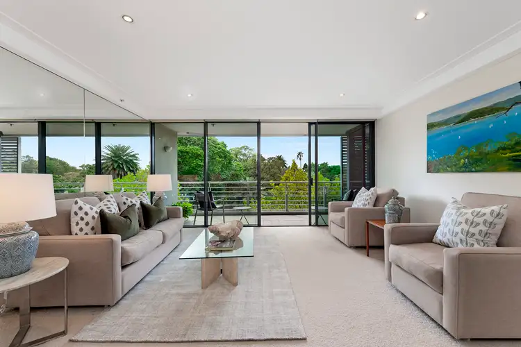 Third view of Homely apartment listing, 32/7 Macquarie Street, Sydney NSW 2000