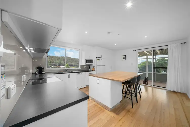 18 Carawa Street, Mornington TAS 7018