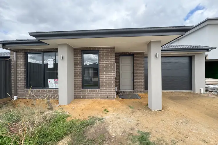 3 Corrib Road, Clyde VIC 3978