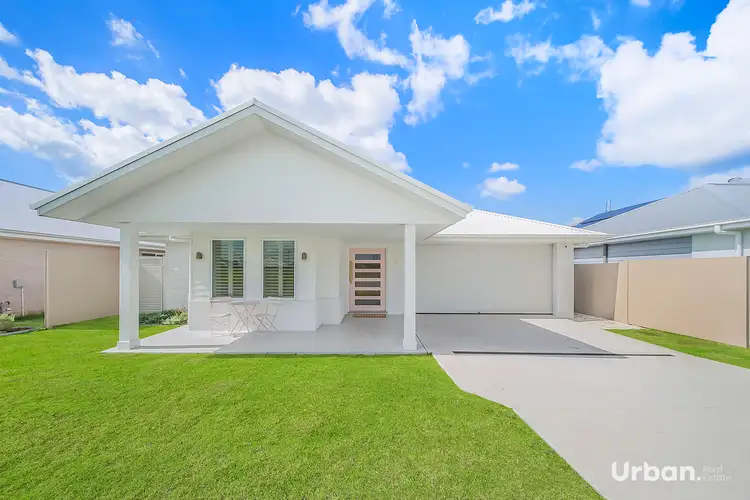 8 Hettian Vista, North Rothbury NSW 2335