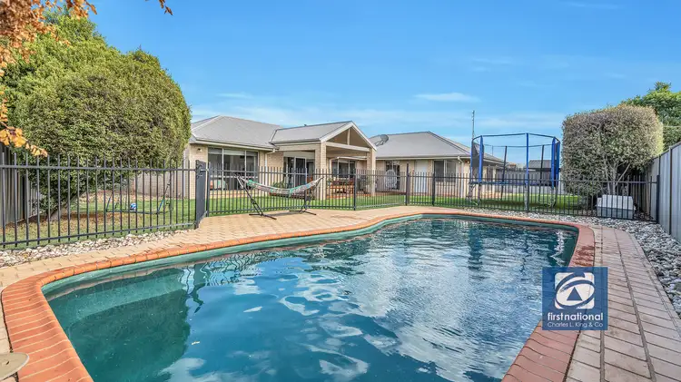 Second view of Homely house listing, 4 Caroline Court, Echuca VIC 3564