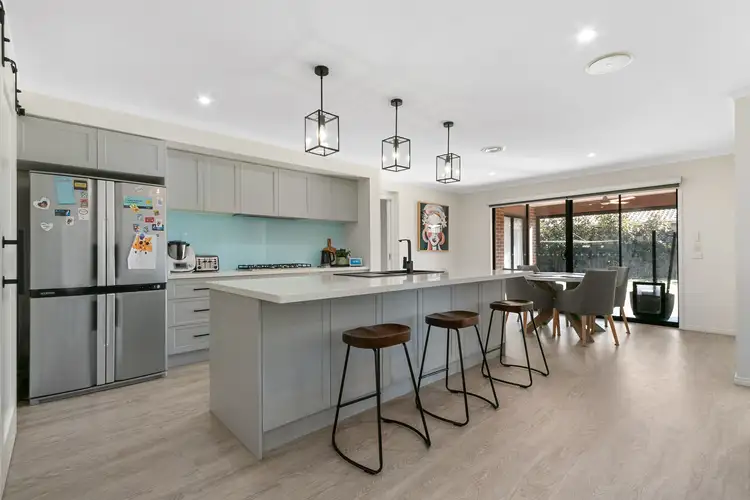 Second view of Homely house listing, 10 Leinster Avenue, Traralgon VIC 3844
