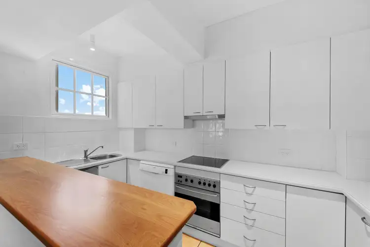 Fourth view of Homely apartment listing, 74/1A Elizabeth Bay Rd Road, Elizabeth Bay NSW 2011