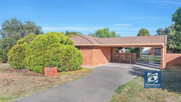Main view of Homely house listing, 5 Lachlan Crescent, Echuca VIC 3564