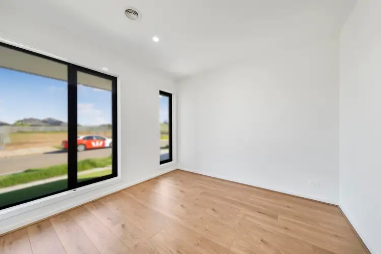 Seventh view of Homely house listing, 8 Steer Street, Werribee VIC 3030