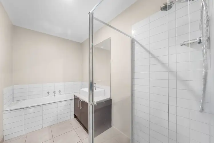 Fifth view of Homely house listing, 4/30 Wynarka Drive, Hoppers Crossing VIC 3029