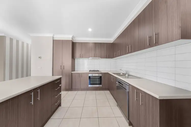 Seventh view of Homely house listing, 4/30 Wynarka Drive, Hoppers Crossing VIC 3029