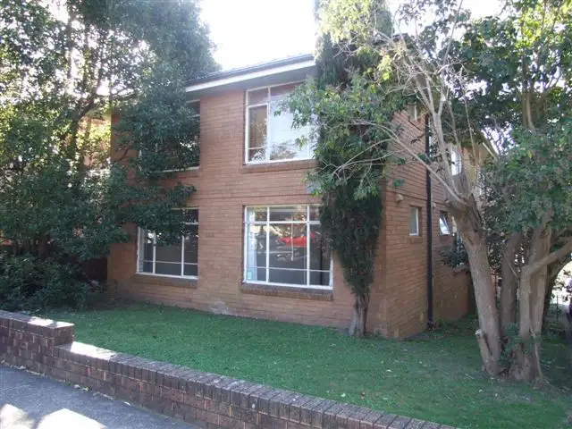 Third view of Homely apartment listing, 2/110 Atchison Street, Crows Nest NSW 2065