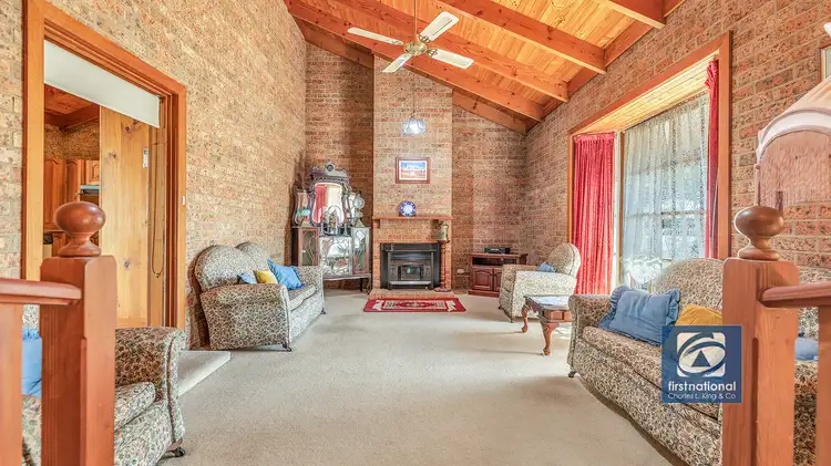 Second view of Homely house listing, 2 Lachlan Crescent, Echuca VIC 3564