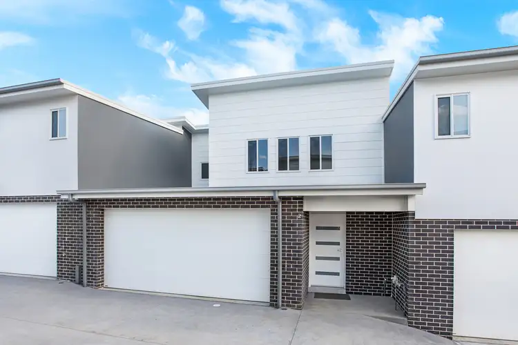 2/49 Upland Chase, Albion Park NSW 2527