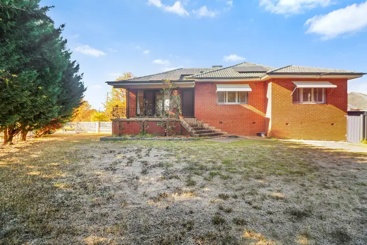 13 Plumpton Road, Kooringal NSW 2650