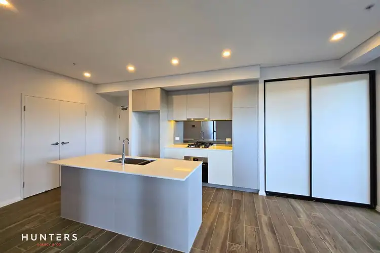 106/4B Hasluck Street