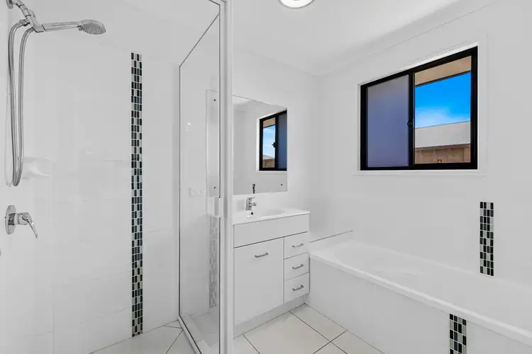 Fifth view of Homely house listing, 9 Singleton Court, Emerald QLD 4720