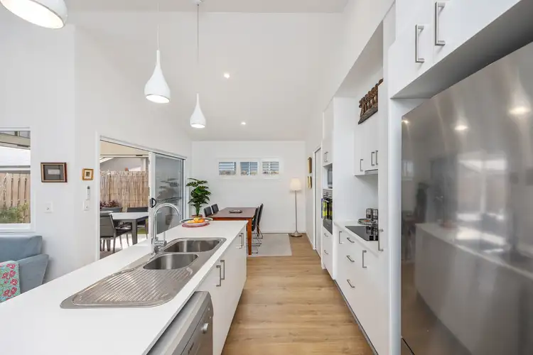 318/2-20 Island View Drive, Urangan QLD 4655