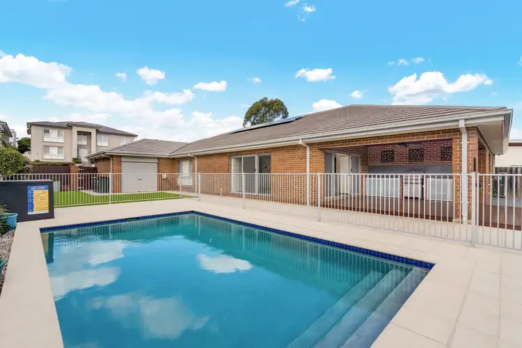 4 Thomas Boulton Circuit, Kellyville NSW 2155