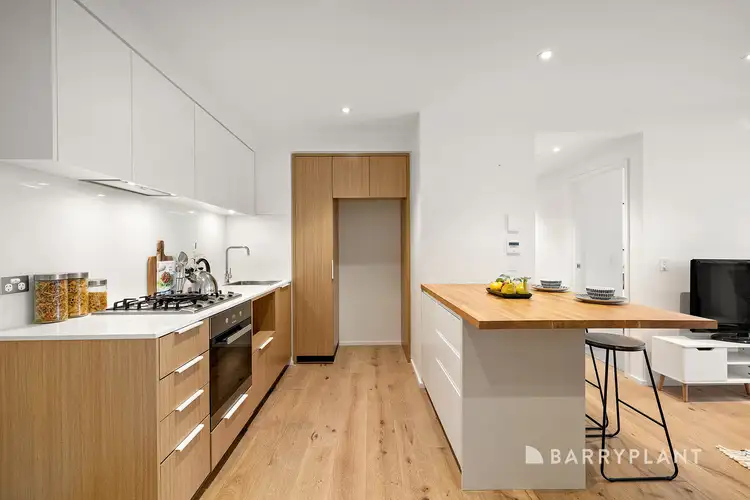 703W/888 Collins Street, Docklands VIC 3008