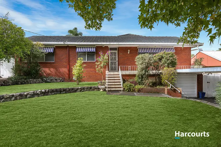 37 Kensington Road, Bolwarra NSW 2320