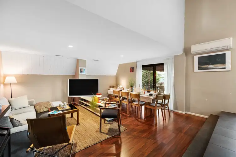 Fourth view of Homely house listing, 11 Greenoch Court, Keilor Downs VIC 3038