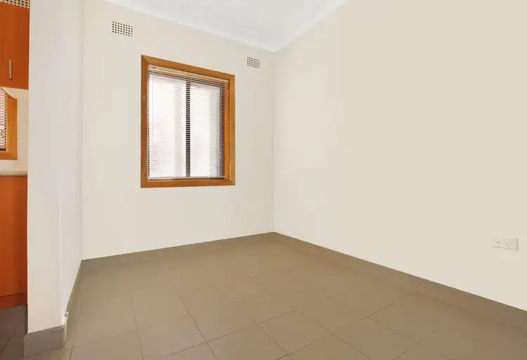 Fifth view of Homely unit listing, 4/1 Kelvin Road, Coniston NSW 2500