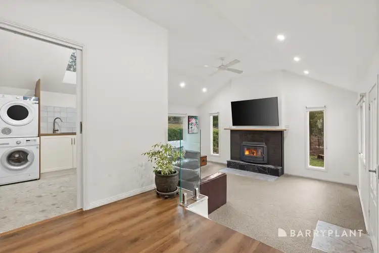 Fifth view of Homely house listing, 8 Lisheen Road, Cockatoo VIC 3781