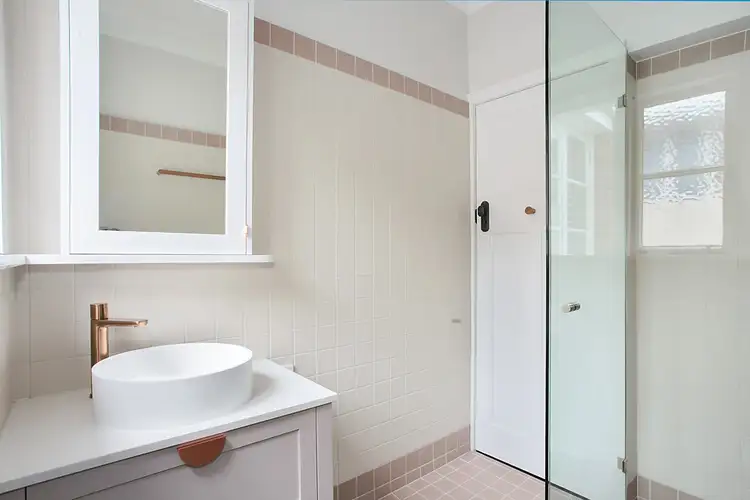 Fourth view of Homely unit listing, 2/384 Lutwyche Road, Windsor QLD 4030