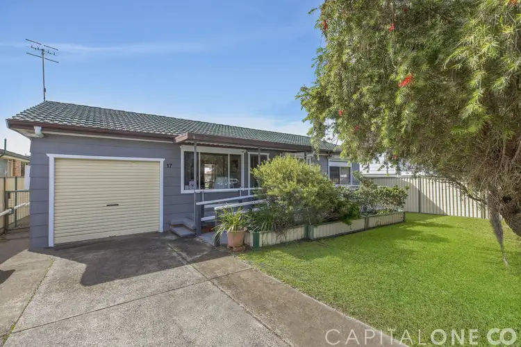 17 Koorana Avenue, Gorokan NSW 2263