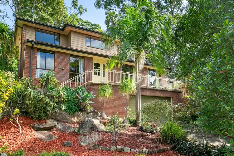 11 Woodcliff Parade