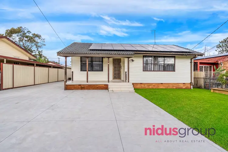 29 Riddell Crescent, Blackett NSW 2770