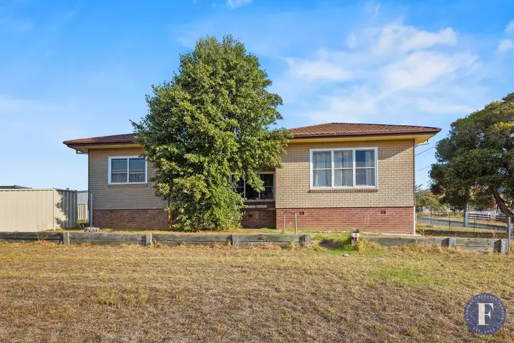 2 Stanley Street, Young NSW 2594