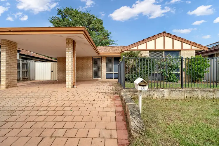 18 River Bank Drive, Gosnells WA 6110
