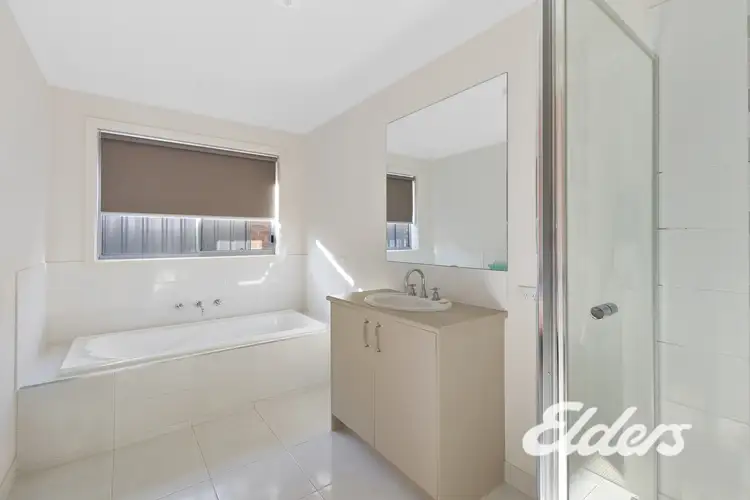 Fifth view of Homely unit listing, 3 Felix Drive, Yarrawonga VIC 3730