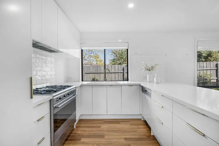 Fourth view of Homely house listing, 11 Ruthven Close, Hillside VIC 3037