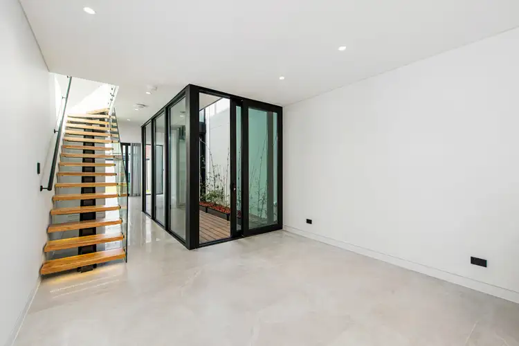 24B Catherine Street