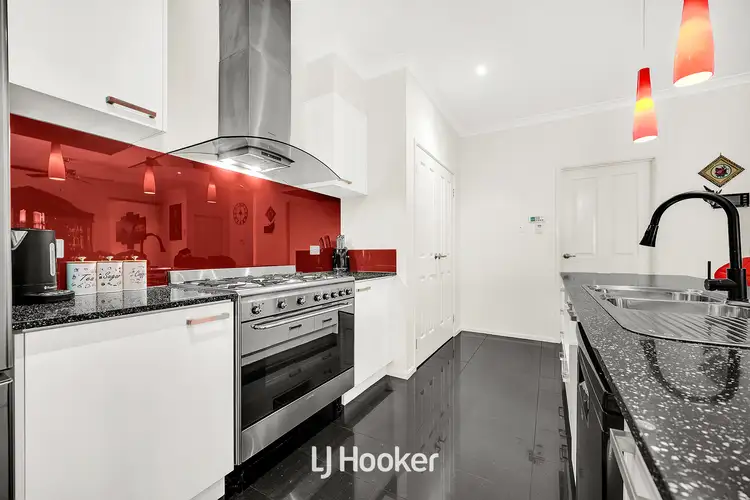 Fifth view of Homely house listing, 16 Snowdrop Drive, Keysborough VIC 3173