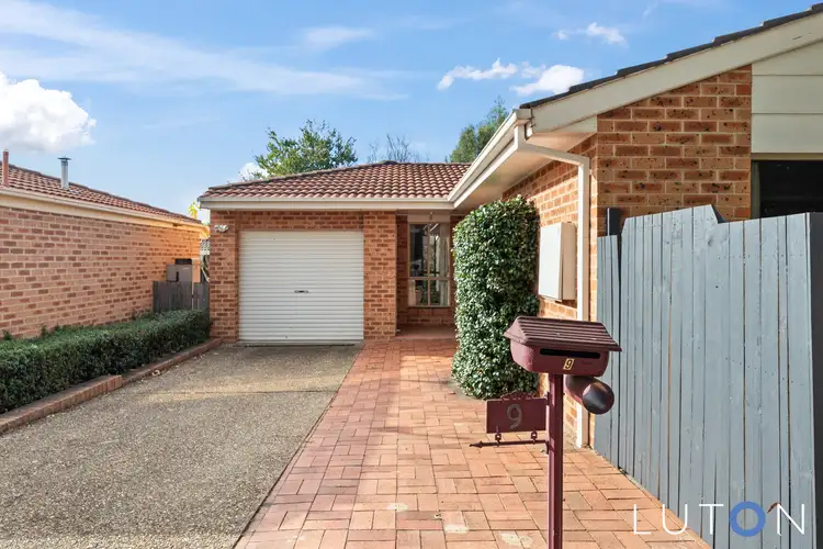 9 Finey Close, Dunlop ACT 2615