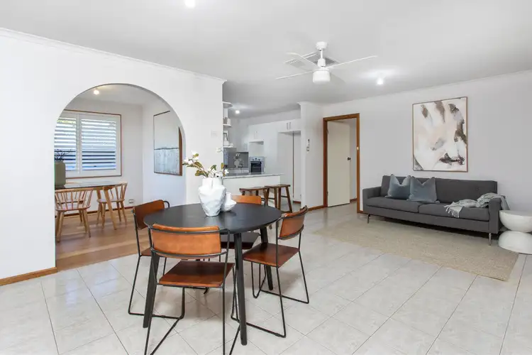 Sixth view of Homely house listing, 4 Glenhuntly Drive, Flagstaff Hill SA 5159